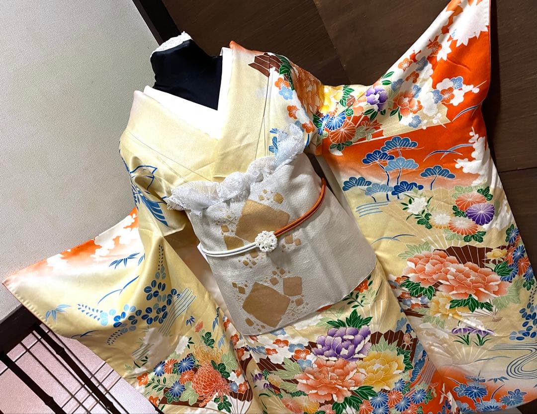 振袖 フルセット6点サイズM〜Ｌ 駒刺繍　扇面草花文　暈し染め　正絹