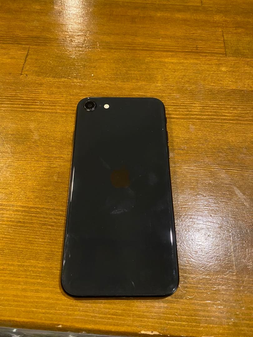 iPhoneSE 第二世代　ブラック　128GB ジャンク
