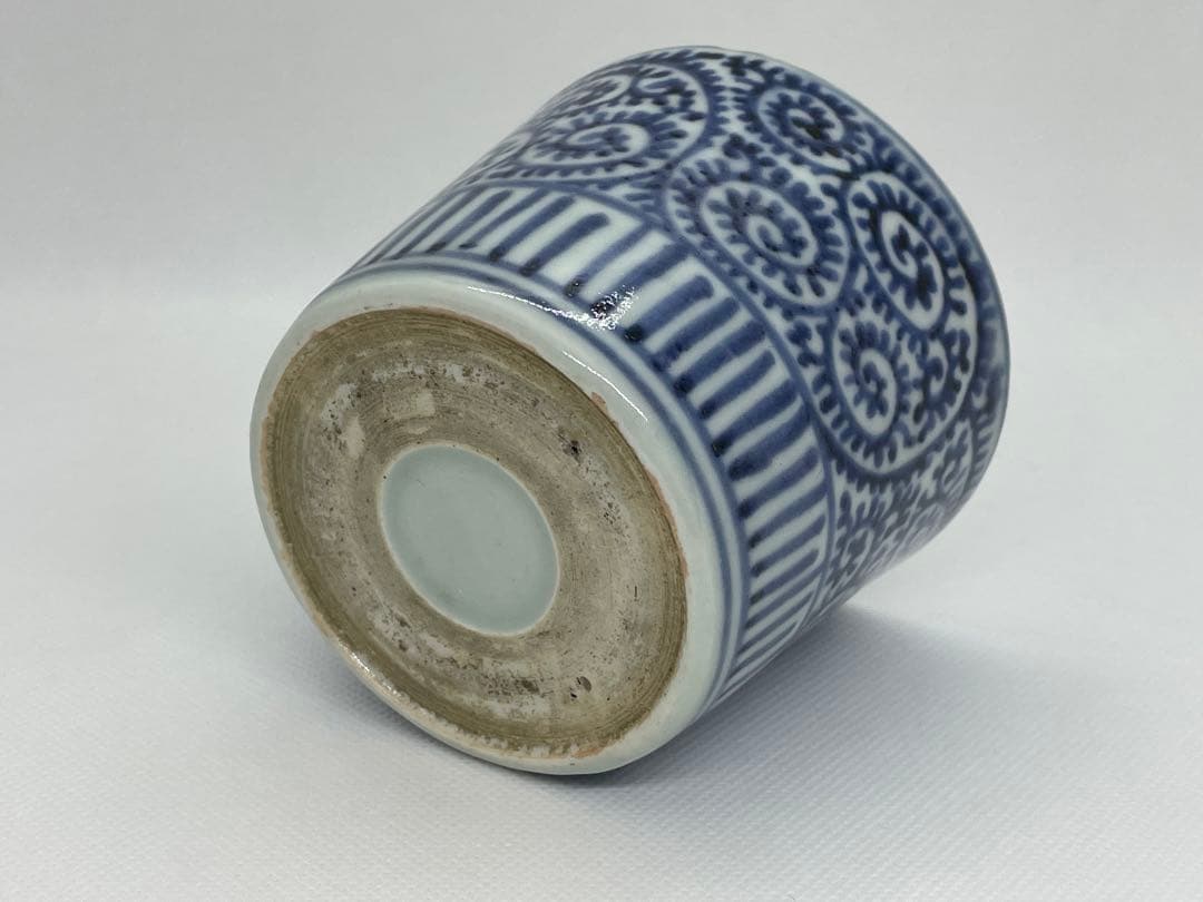 【和食器】古伊万里　少し大きめの蛸唐草蕎麦猪口　向付