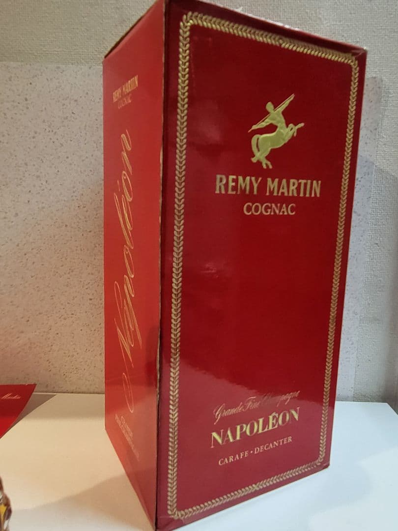 ウイスキー REMY MARTIN NAPOLEON COGNAC 750ml