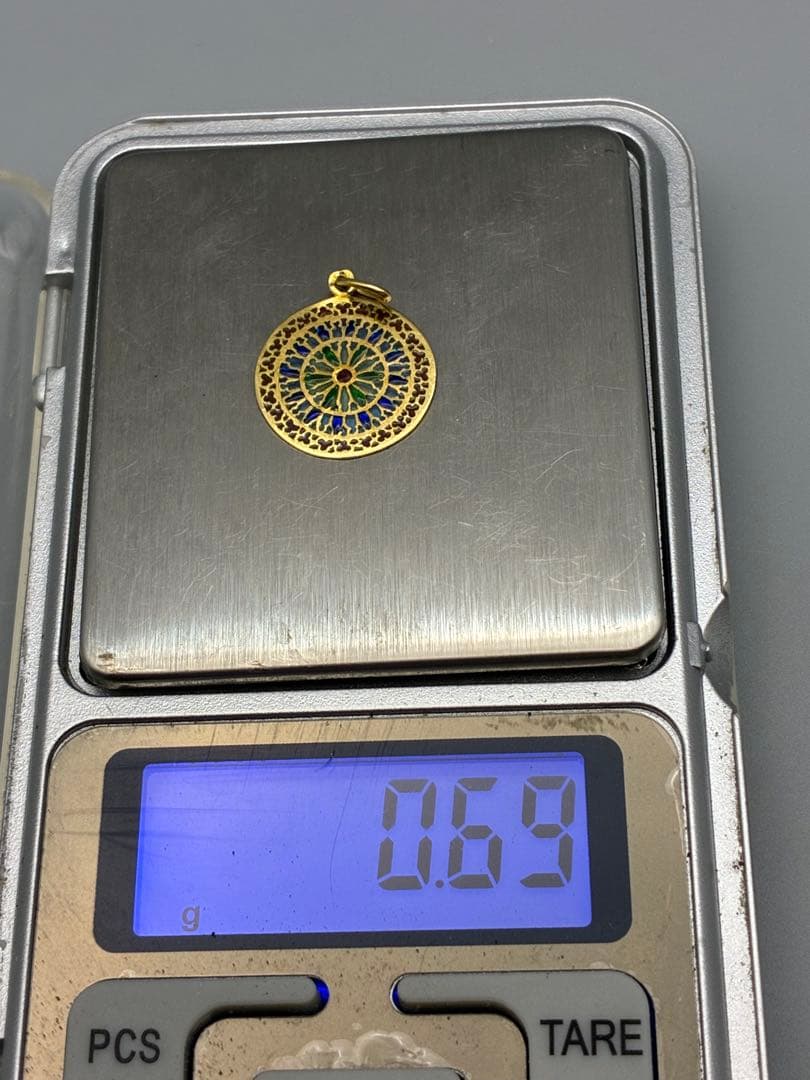 せりな⭐️ ノートルダム聖堂　ペンダント　レディース　k18