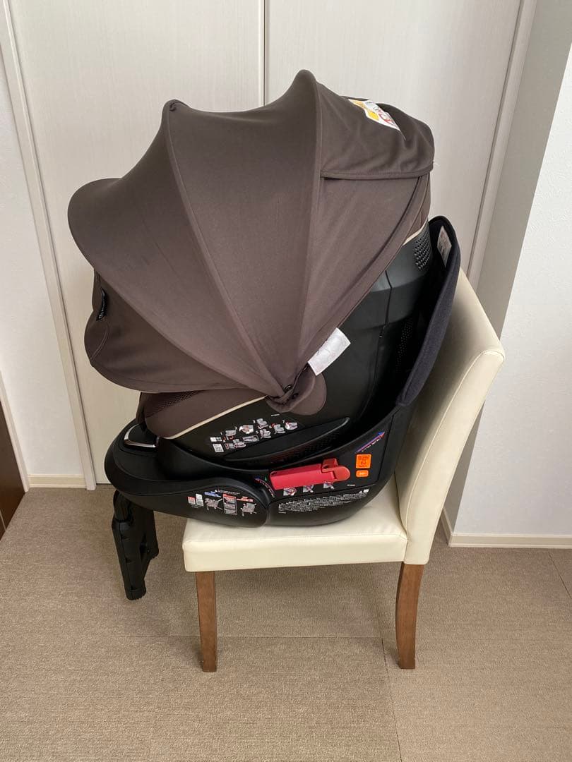 エールべべ クルット5s グランス チャイルドシート シートベルトで固定タイプ