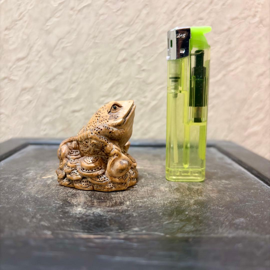 根付　ガマ　時代物　天然素材　アンティーク　骨董　古美術　レトロ　盆栽　真柏　松