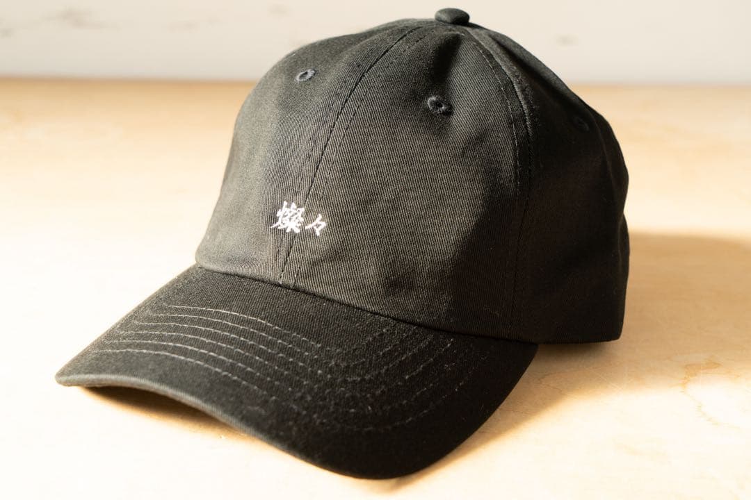 カネコアヤノ　燦々 キャップ ブラック