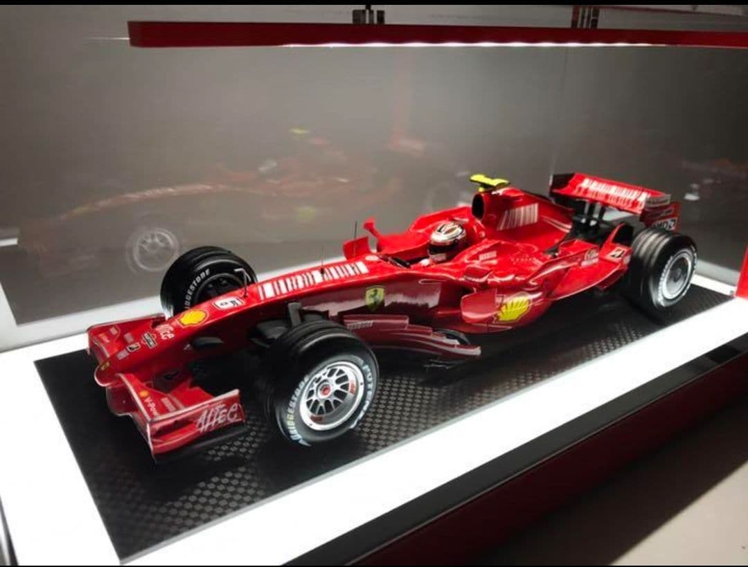 （I）1/18 フェラーリ F2007 ×LED照明付きアクリルケース