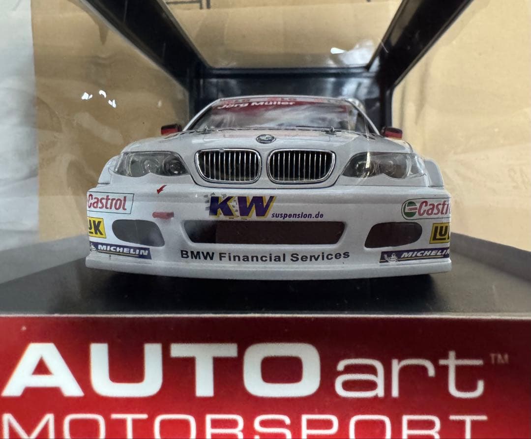 早い者勝ち　BMW WTCC E46320iレースカー42号車　 1/18
