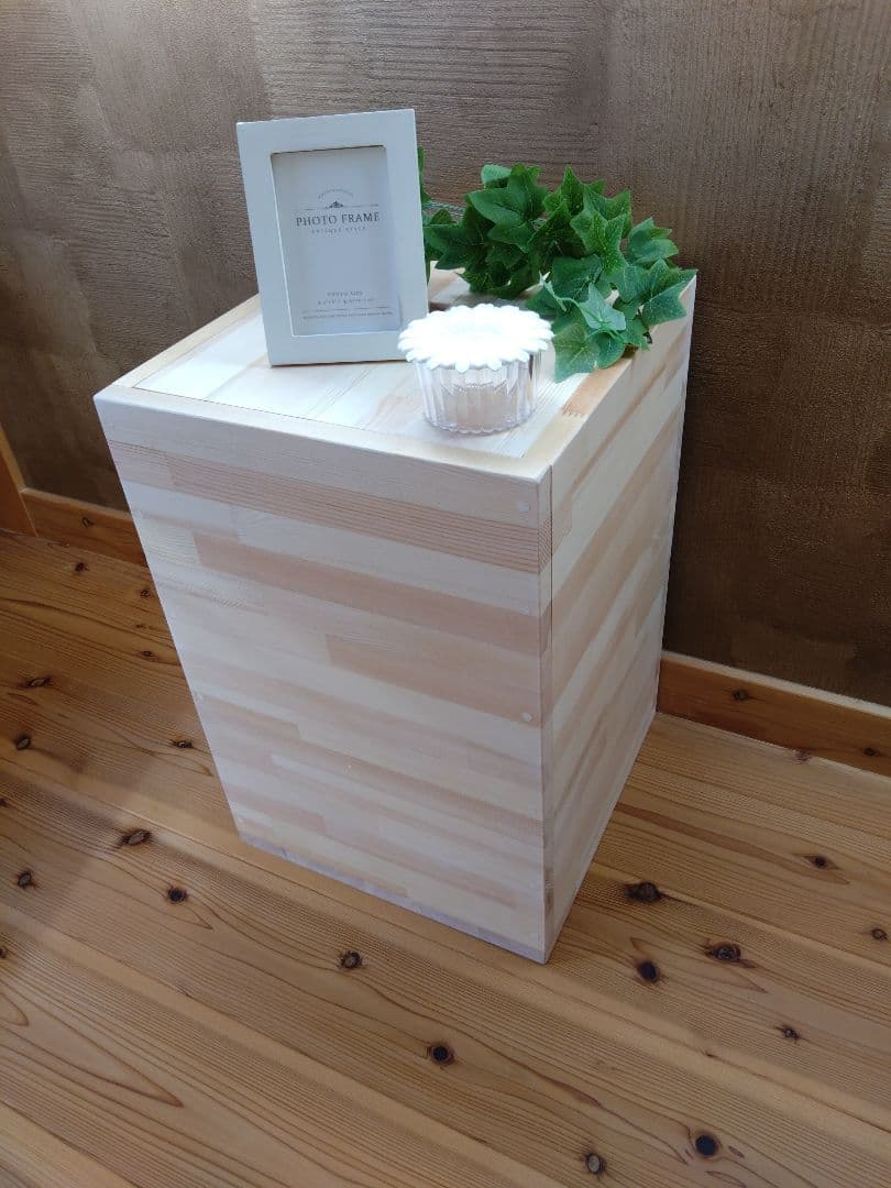 【送料無料】無垢材　オシャレ収納付き飾り棚　サイドテーブル　キッチン収納ラック