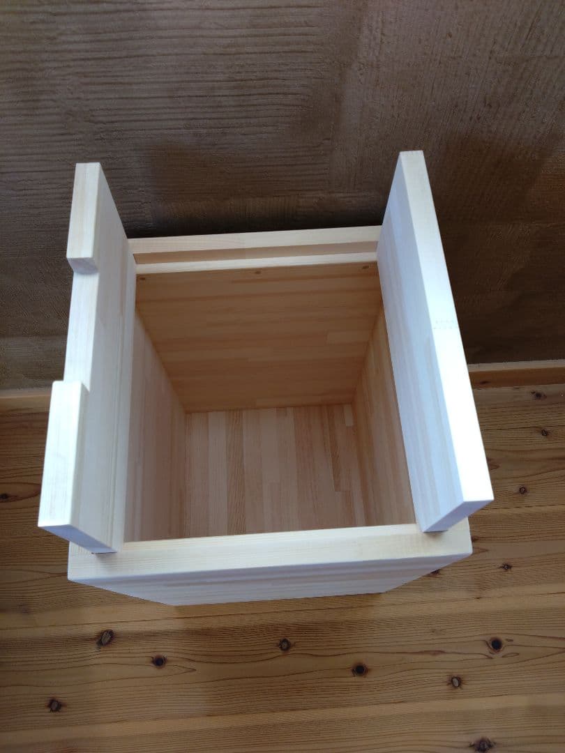 【送料無料】無垢材　オシャレ収納付き飾り棚　サイドテーブル　キッチン収納ラック