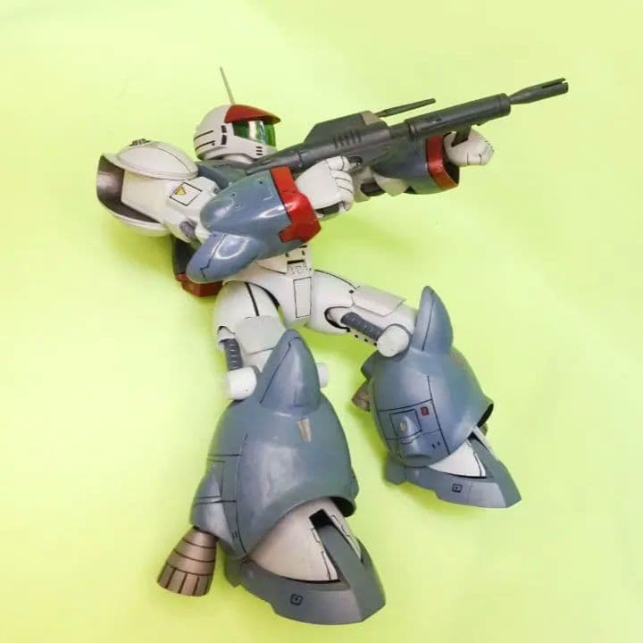 【全塗装完成品】1/100　ラウンド・バーニアン・バイファム ／整備ハンガー付