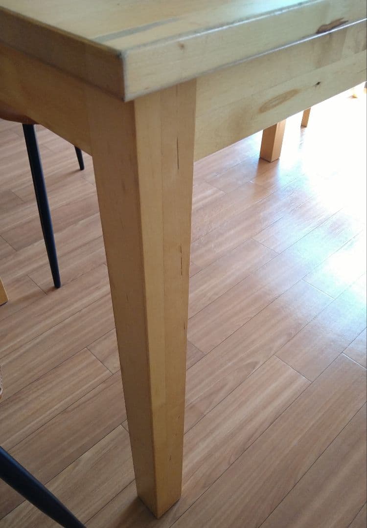 【出品〜5/9まで限定】IKEA　ダイニングテーブル