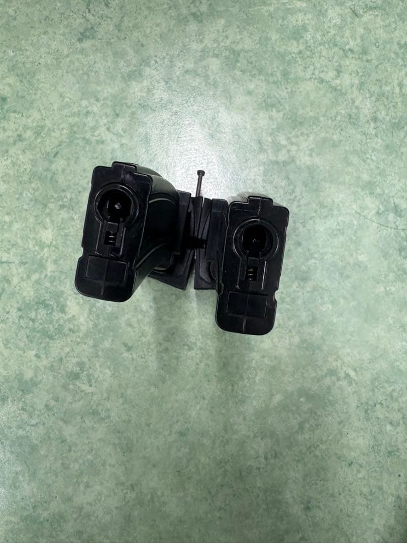 東京マルイ MP7 電動ガン マガジン3本　バッテリー　充電器付き