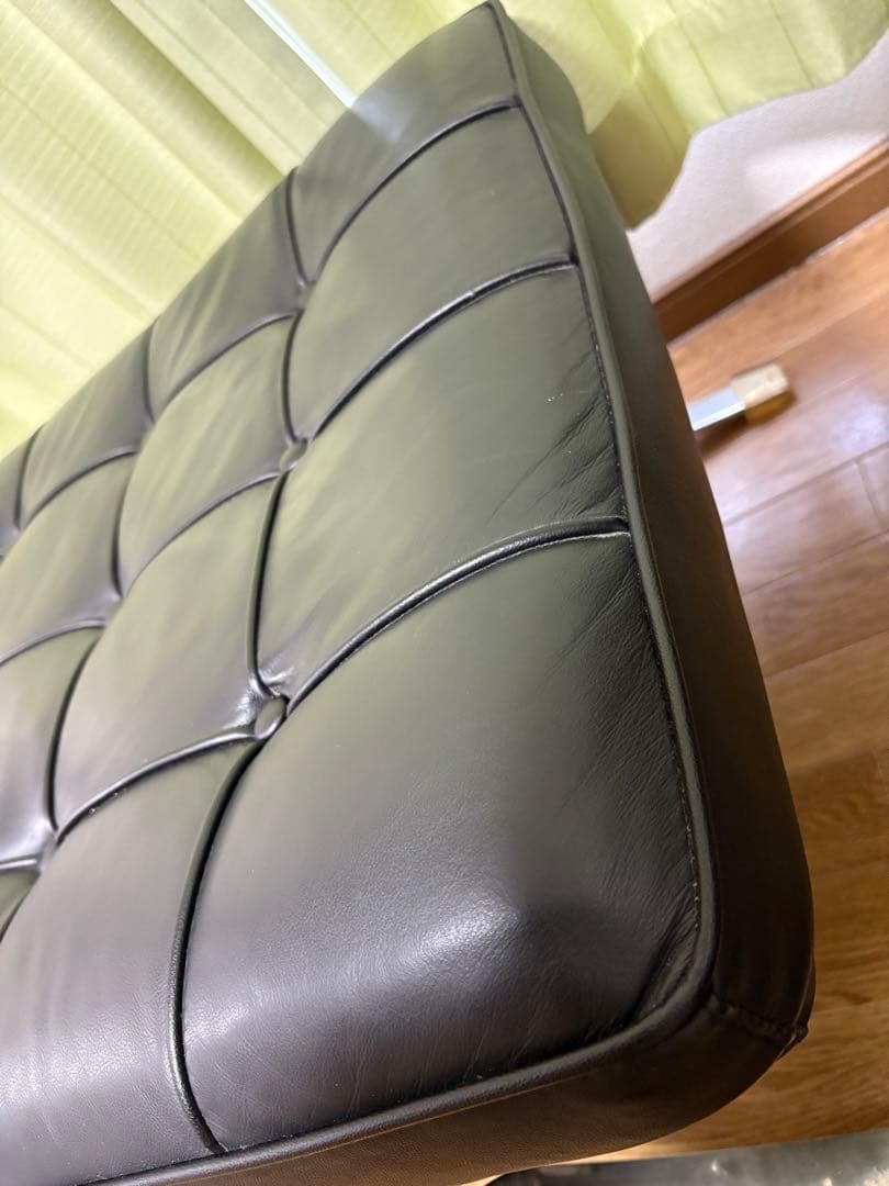 バルセロナチェア　オットマン リプロダクト