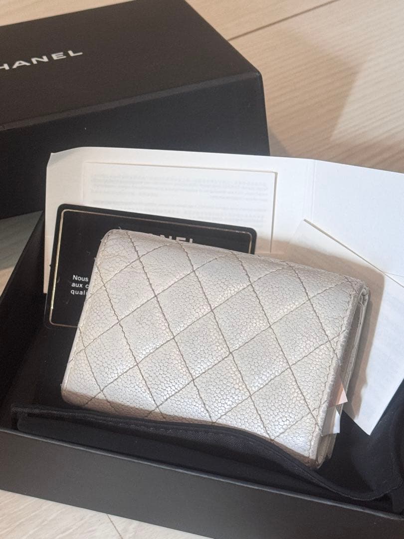 シャネル　ナノ　ウォレット　三つ折り