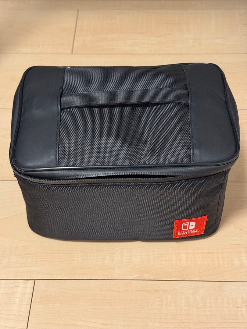 Nintendo Switch 本体 (キャリングケース付)