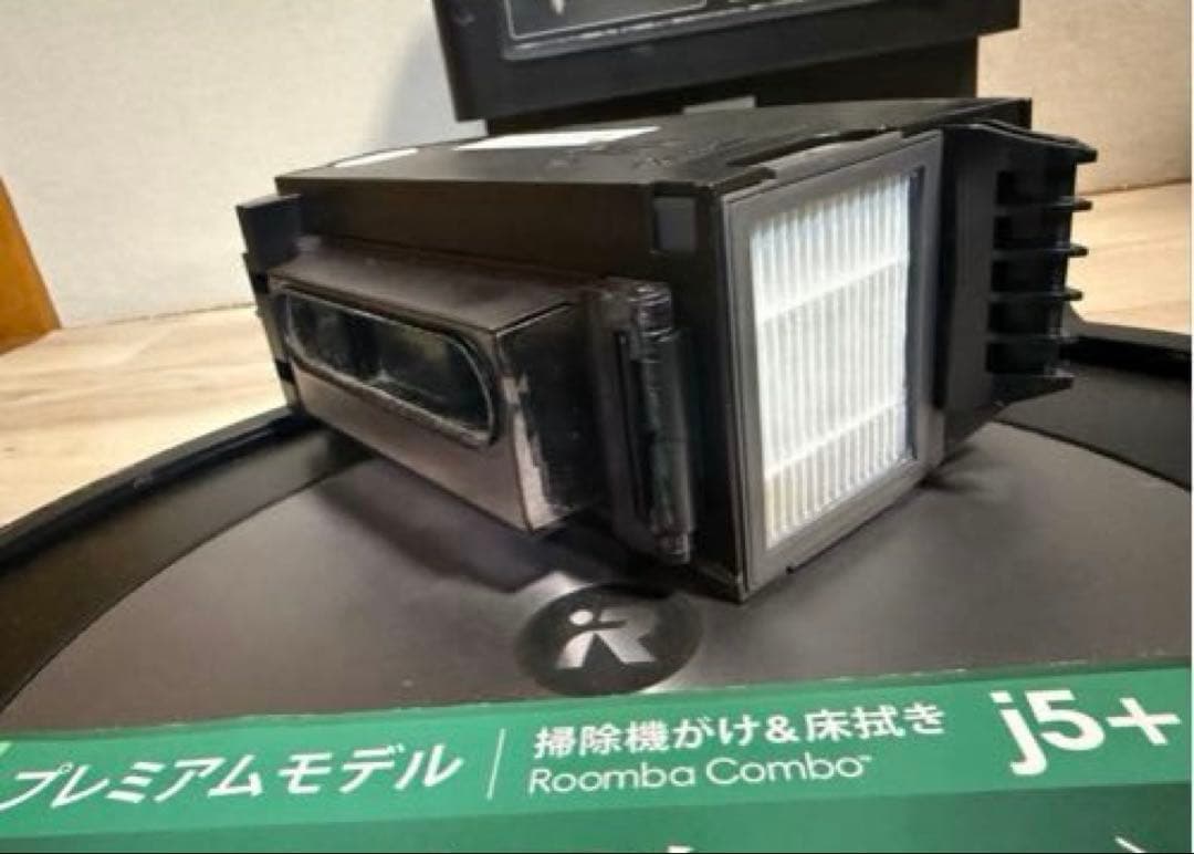 iRobot Roomba J7？　クリーンベース　ジャンク品, ,