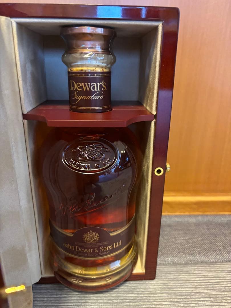 Dewar's Signature ブレンデッドスコッチウイスキー