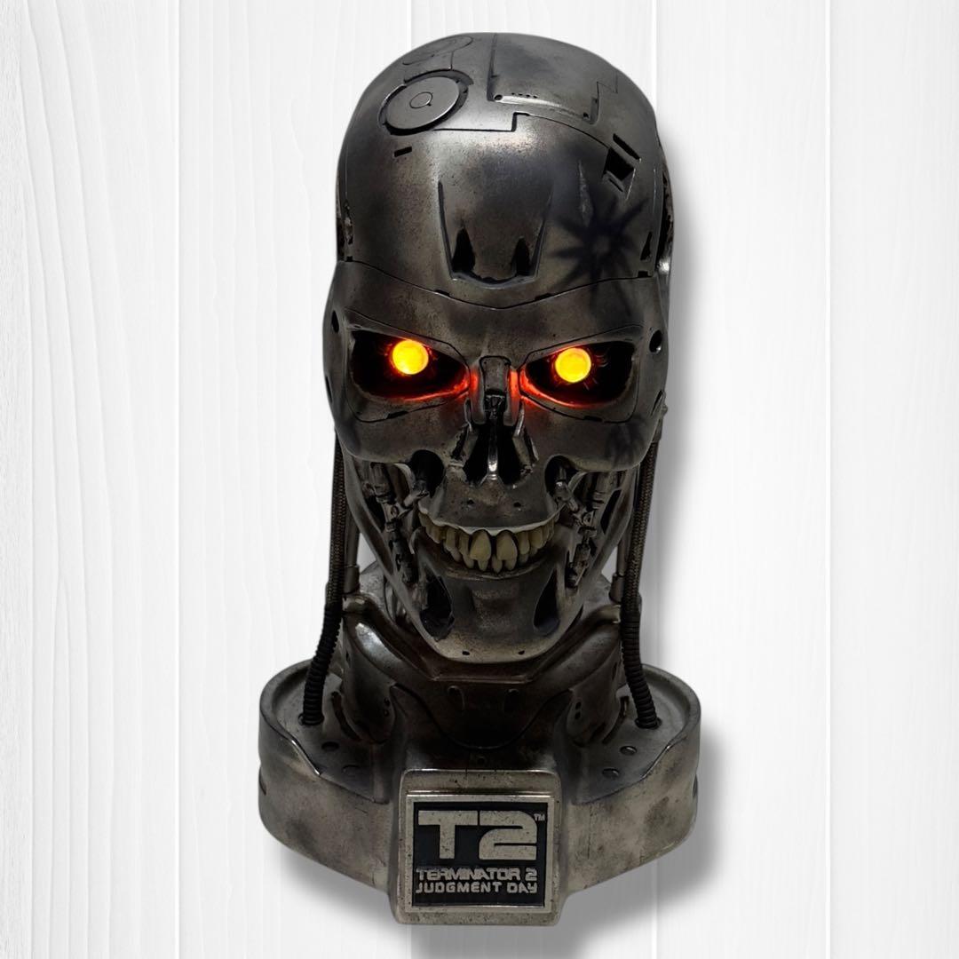 【希少品】T-800 ENDSKULL PROP REPLICA