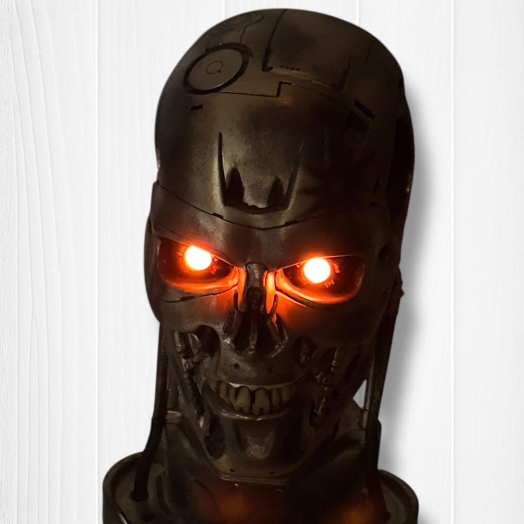 【希少品】T-800 ENDSKULL PROP REPLICA