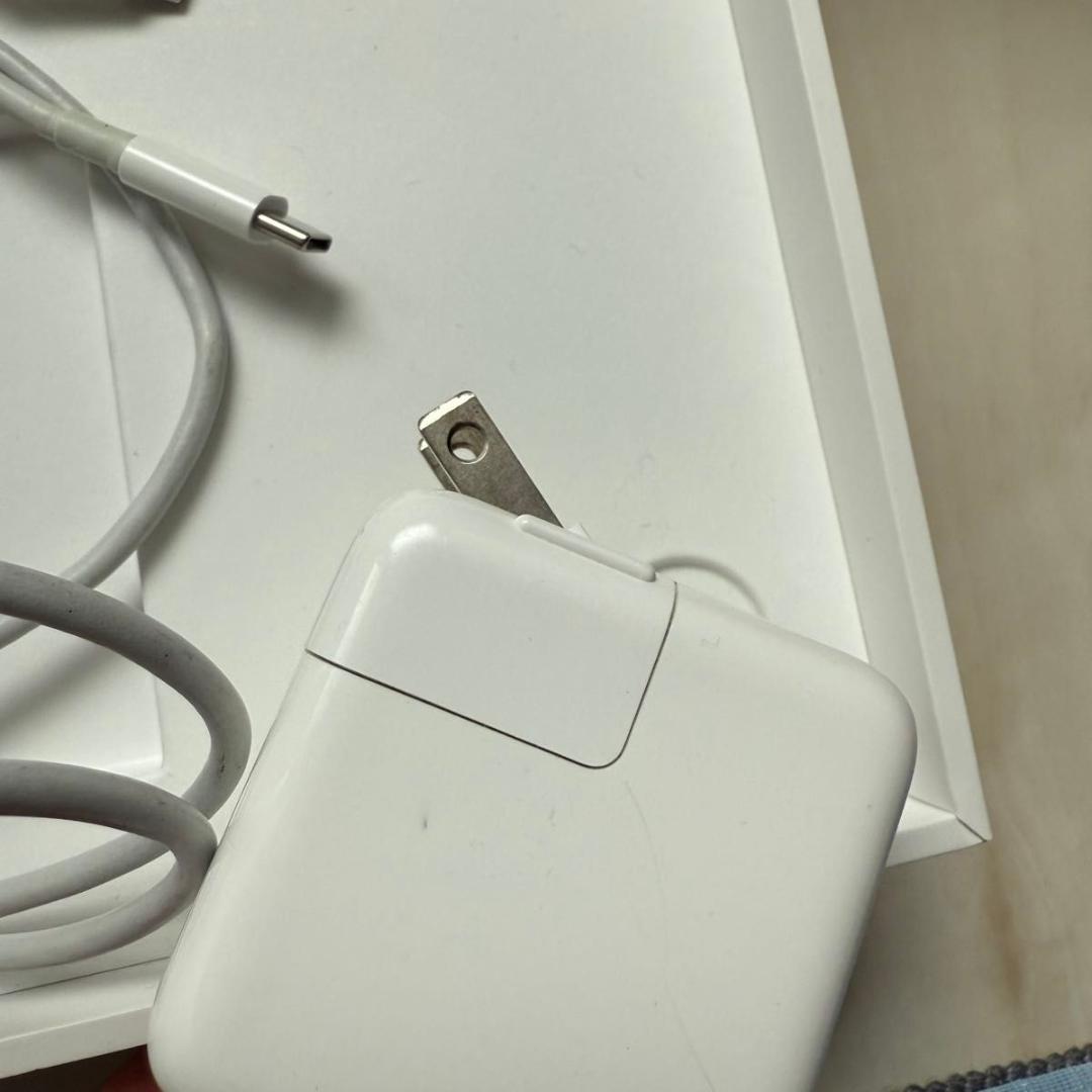 MacBook Air 2019 13インチ 8GB/256GB スペースグレー