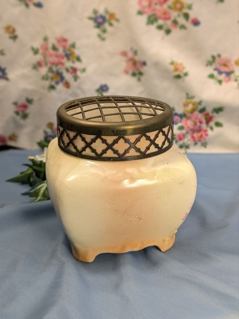 英国 アンティーク 陶器製 花器 一部ハンドペイント