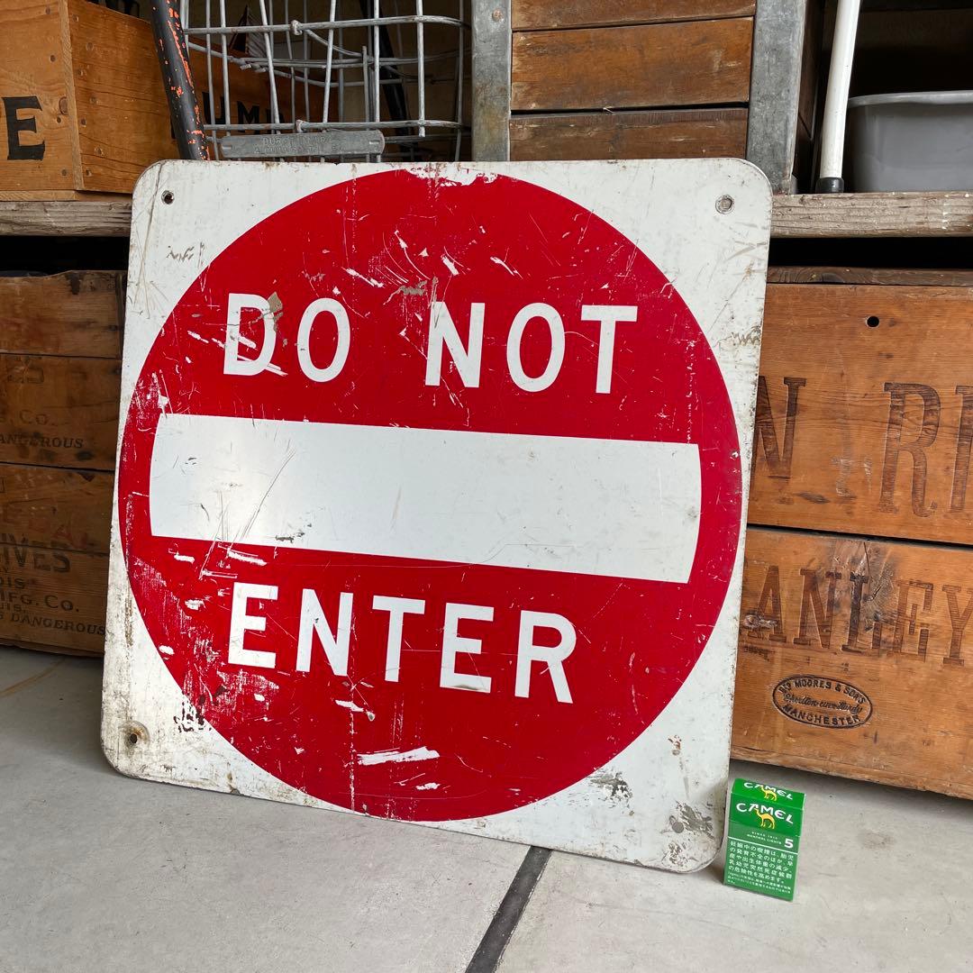 80's U.S.A 『DO NOT ENTER』ロードサイン メタル看板