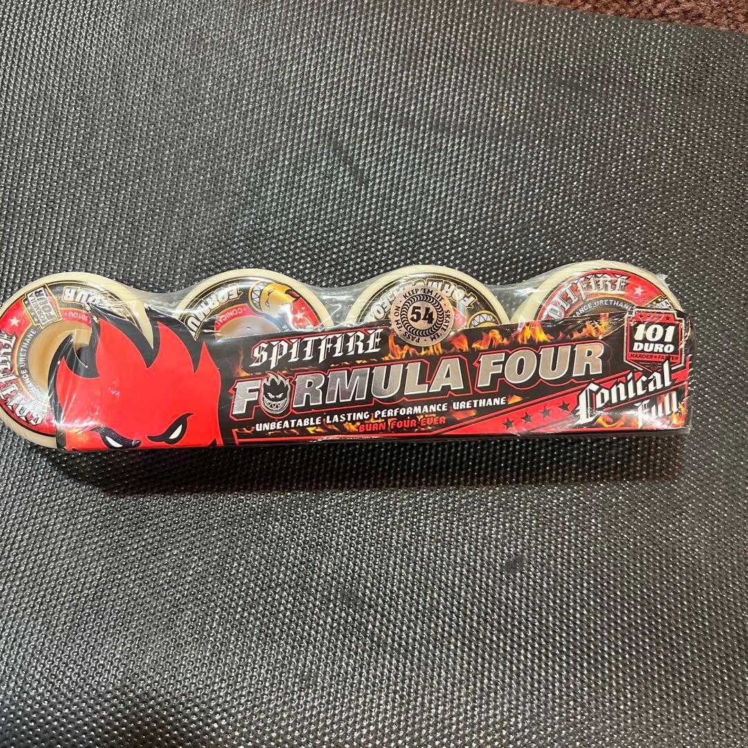 スケートボード SPITFIRE FORMULA FOUR 54mm 101A