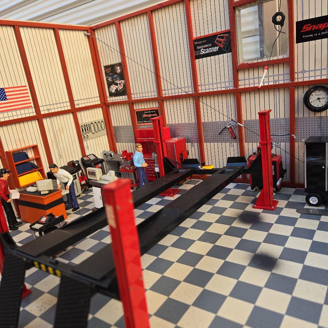 Snap-on/スナップ・オン　'ガレージ・模型７６.6ｃｍ