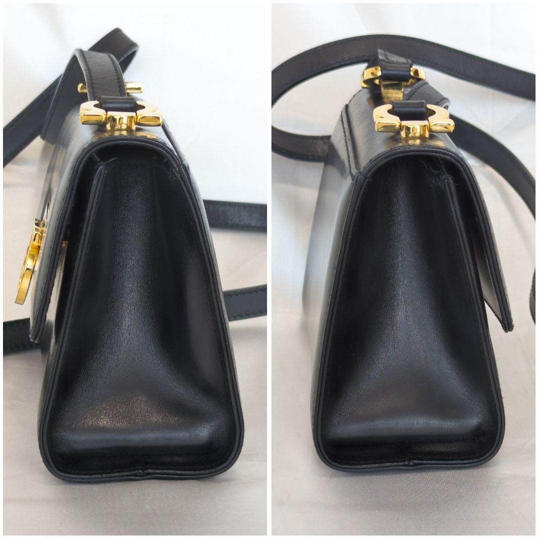 【極美品】 Ferragamo ガンチーニ ミニ ショルダーバッグ 保存袋付き