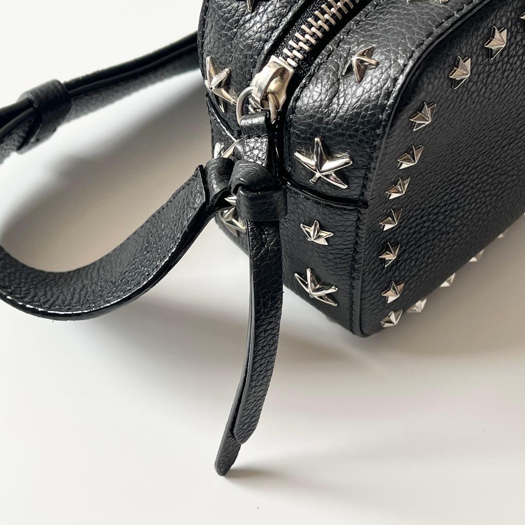 ジミーチュウ　ペガシ　カメラバッグ　スタースタッズ　レザー　ブラック　斜め掛け