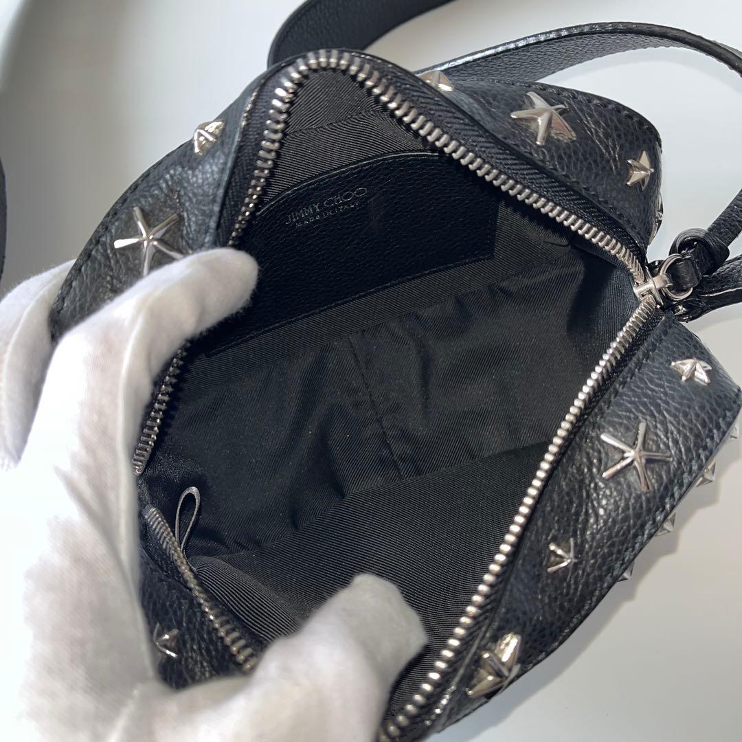 ジミーチュウ　ペガシ　カメラバッグ　スタースタッズ　レザー　ブラック　斜め掛け
