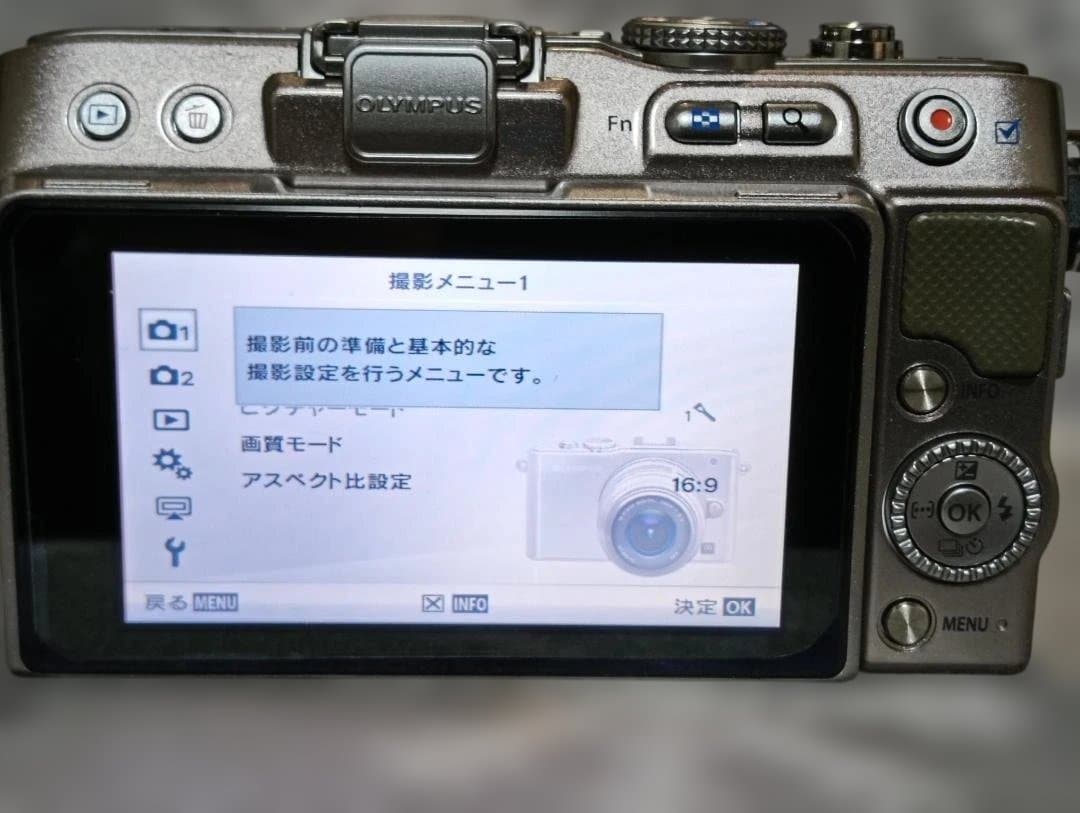 OLYMPUS　PEN　Lite　E-PL3