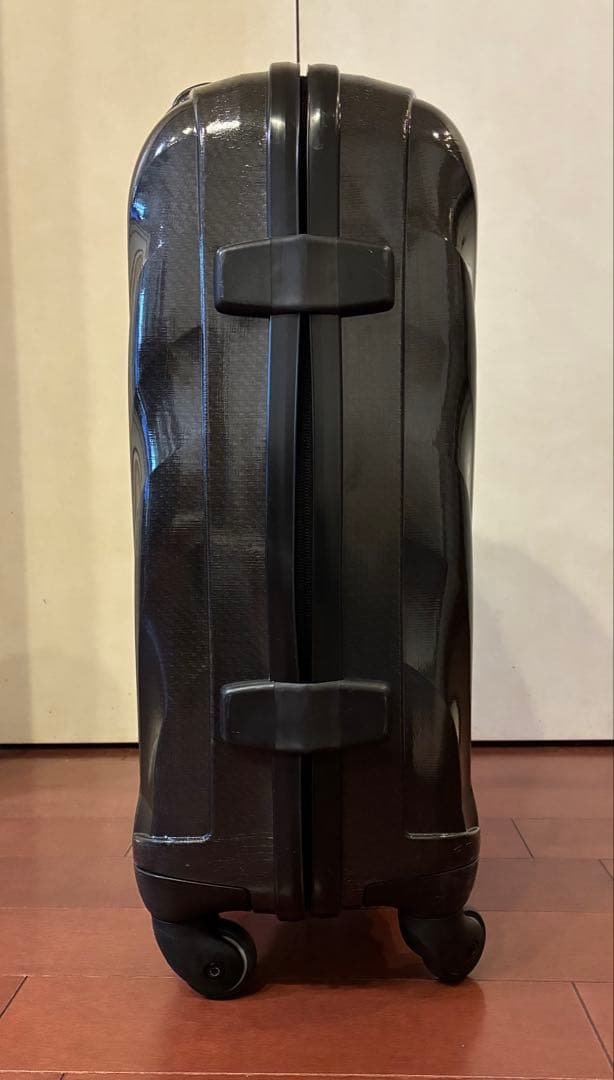 サムソナイト コスモライト 36L 黒 機内持込可