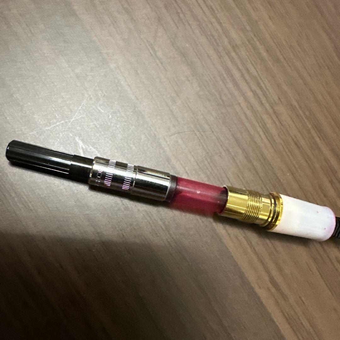【廃盤】セーラー万年筆　SHIKIORI 雪夕空葉【雪椿】中細