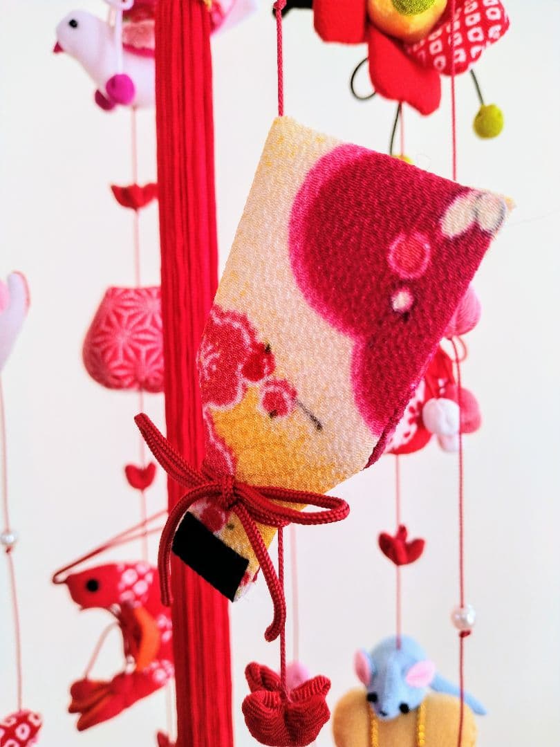 つるし飾り「つるし雛」中