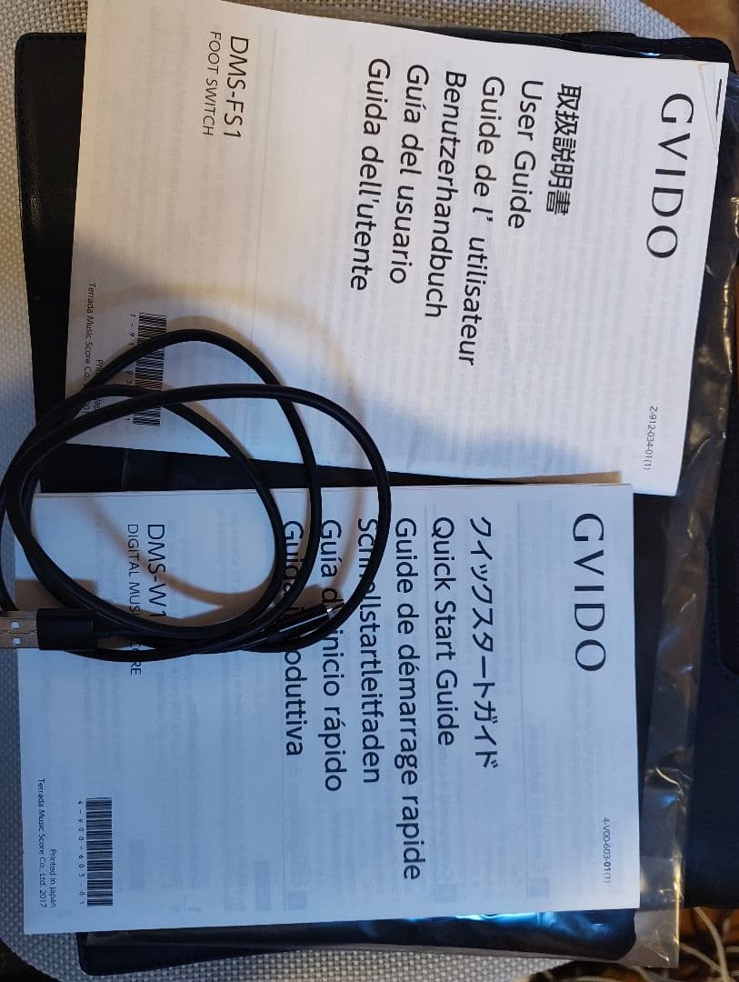 【ほぼ新品】GVIDO dms-w1セット(牛革カバー・フットペダル)電子譜面