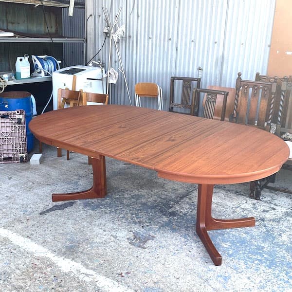 北欧ビンテージ　デンマーク　伸縮ダイニングテーブルテーブル　円形