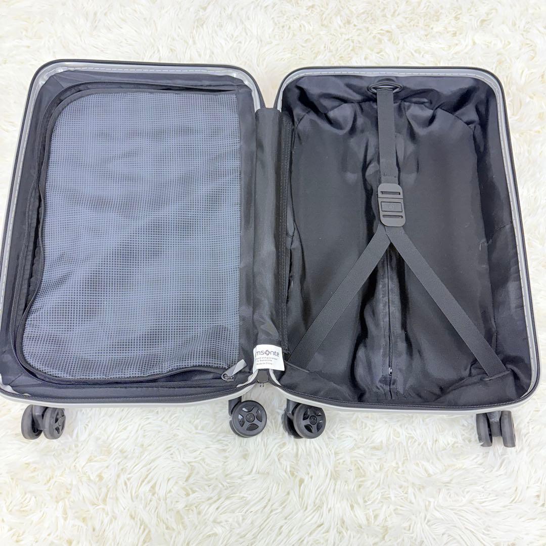 サムソナイト inova シルバー キャリーケース 4輪 samsonite
