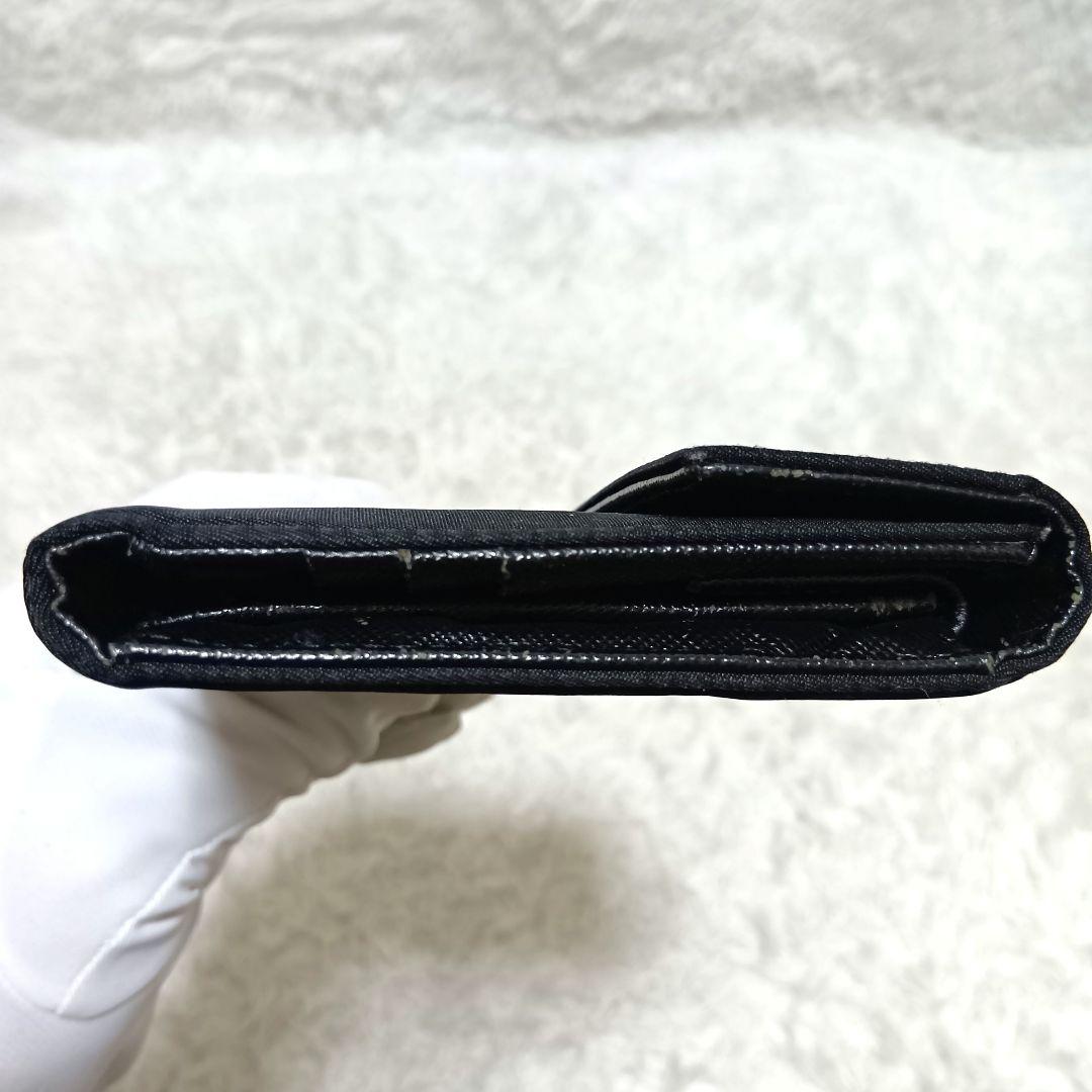 美品　プラダ　三つ折り財布　テスートナイロン　三角ロゴプレート　ブラック　正規品