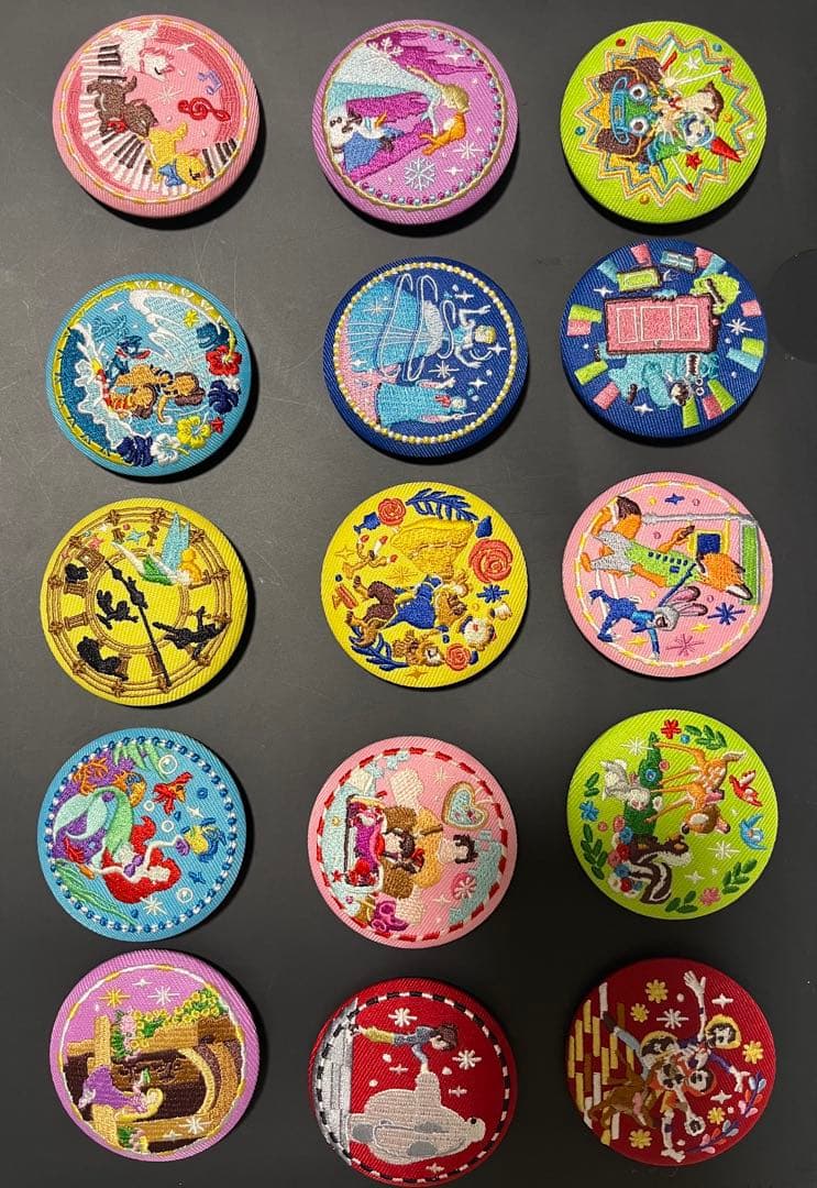 Disney ディズニー 刺繍 缶バッジ 第一弾&第二弾コンプリート全30種類