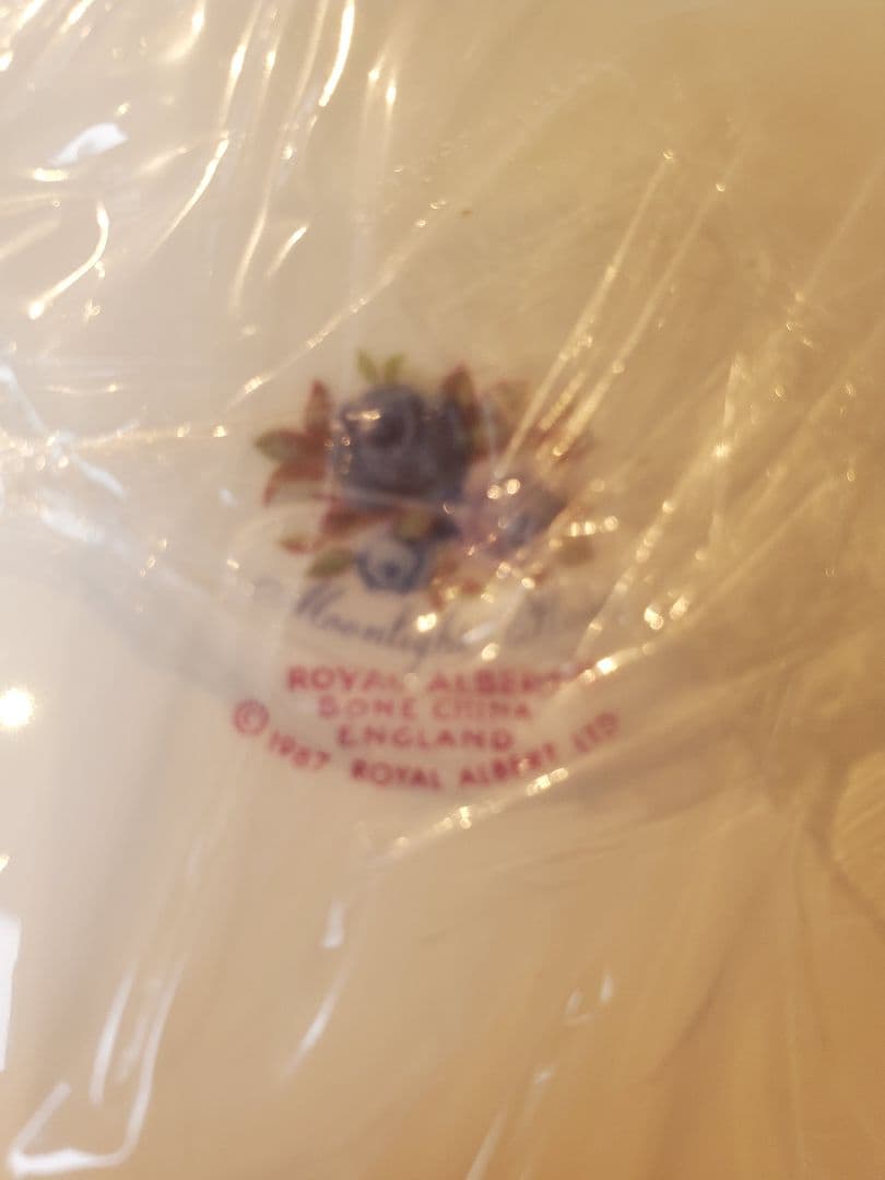 ロイヤルアルバート「ムーンライトローズ」　BBプレート