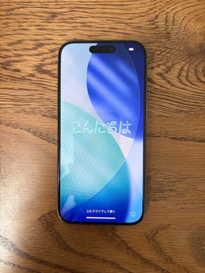 iPhone 15 Pro ナチュラルチタニウム128GB simフリー 美品