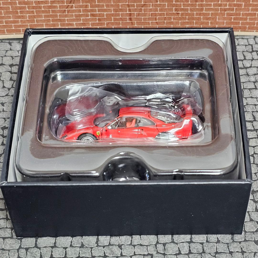 トミカ リミテッド ヴィンテージ ネオ フェラーリ F40 赤