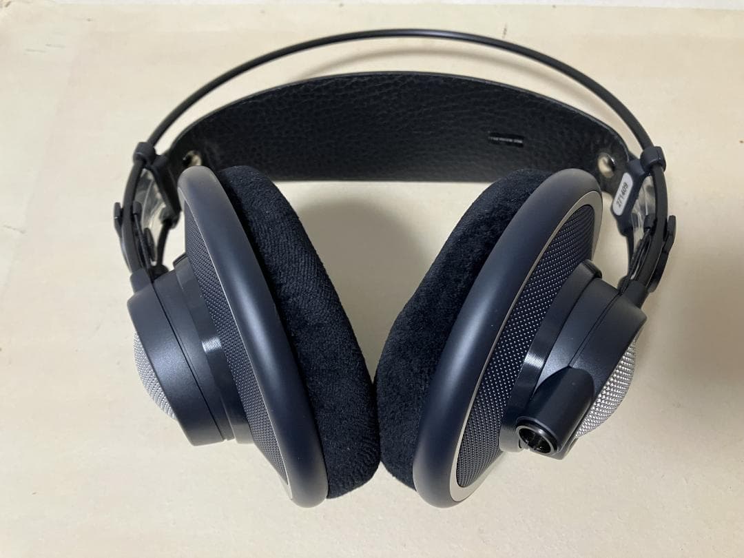 AKG K702-Y3 オープンバックヘッドフォン