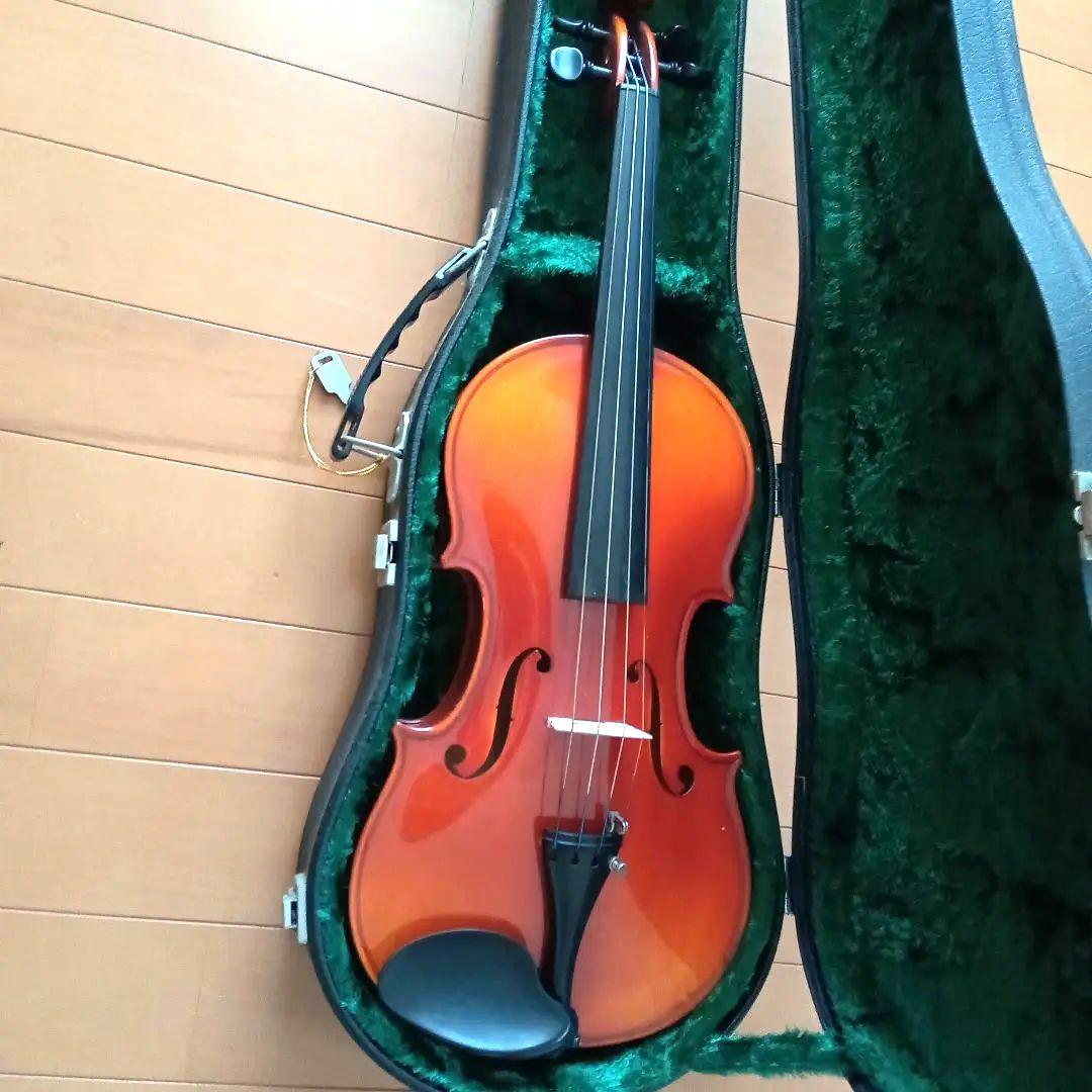 未使用4/4.Suzuki バイオリン、 ケース付き