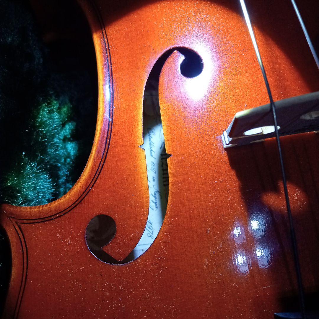 未使用4/4.Suzuki バイオリン、 ケース付き