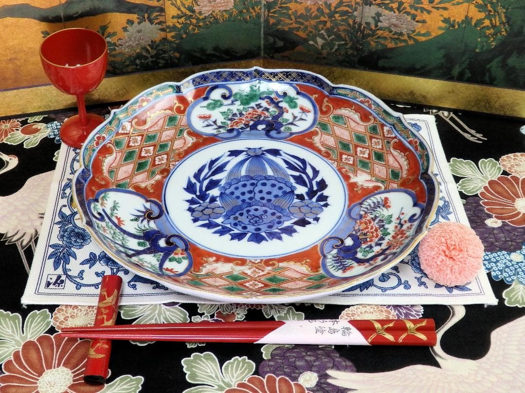 大聖寺伊万里　金襴手　窓絵　松竹梅に獅子の図　８寸皿　F246 AS-CZr