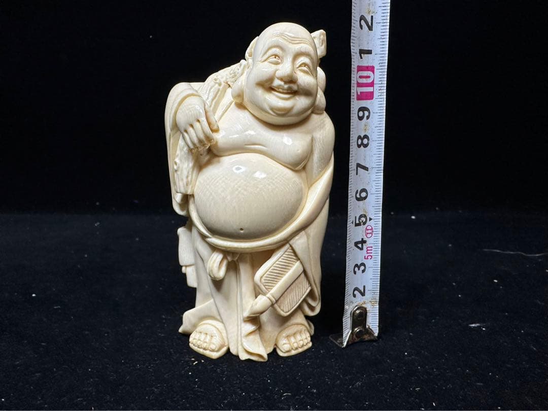 置物　アンティーク　天然素材　仏像　彫刻 古美術品細密細工　骨董　コレクション