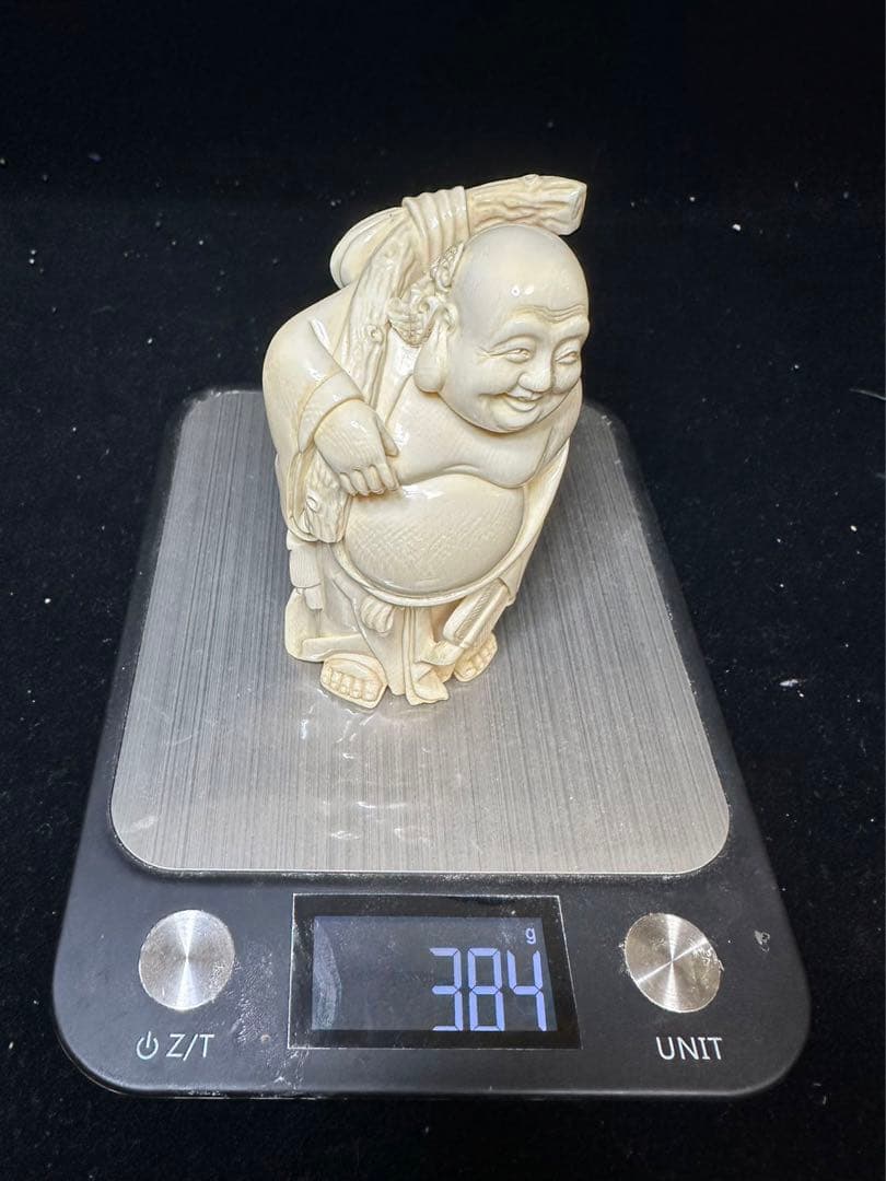 置物　アンティーク　天然素材　仏像　彫刻 古美術品細密細工　骨董　コレクション