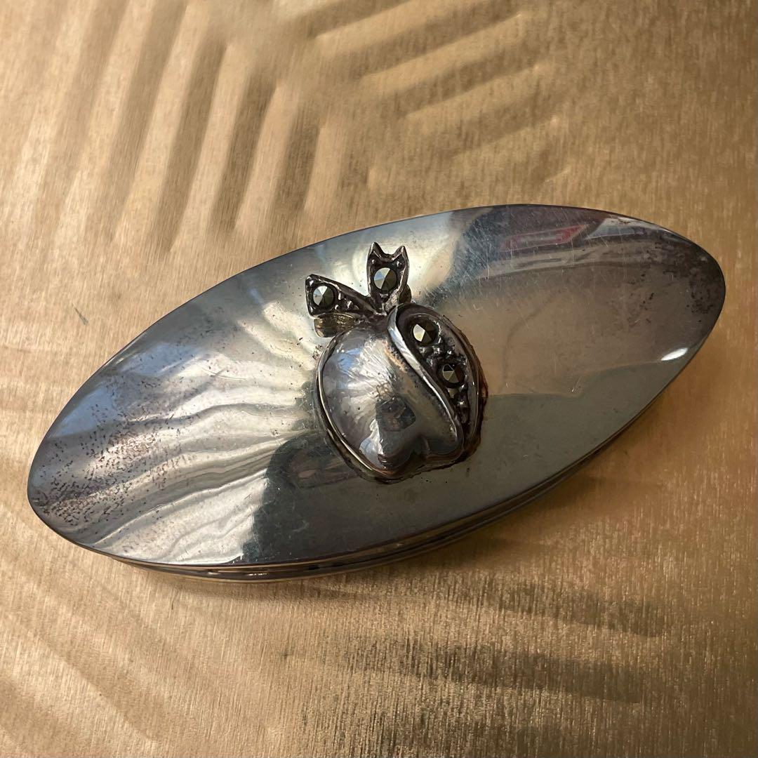 アンティークピルケース　シルバーとマーカサイト　小物入れ　銀雑貨　蚤の市