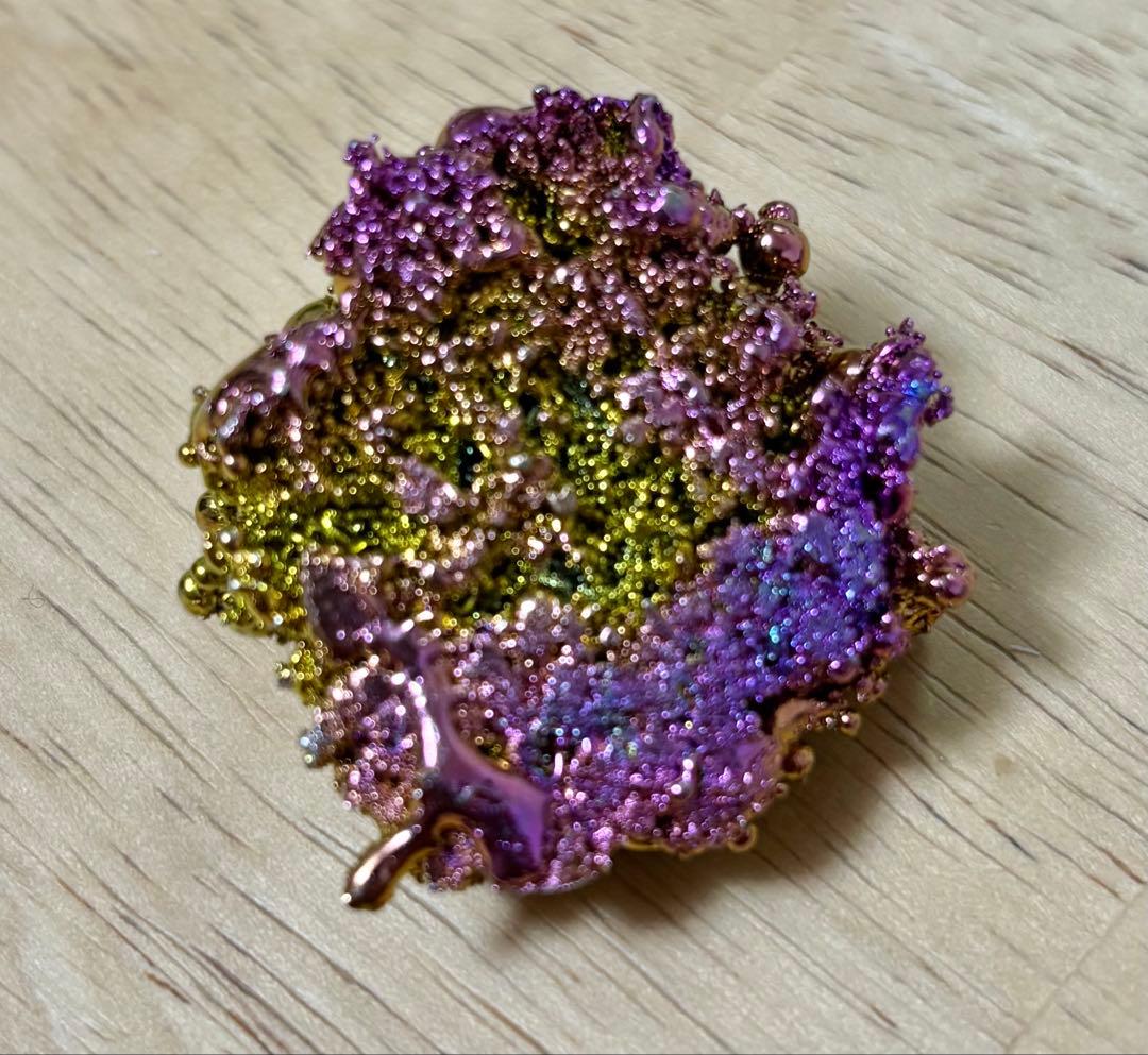 チタン 金属 置き物 オブジェ 熱加工 カラフル 虹色 1点もの